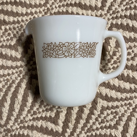 Vintage Pyrex creamer woodland brown white milk glass floral corningware - Picture 3 of 4